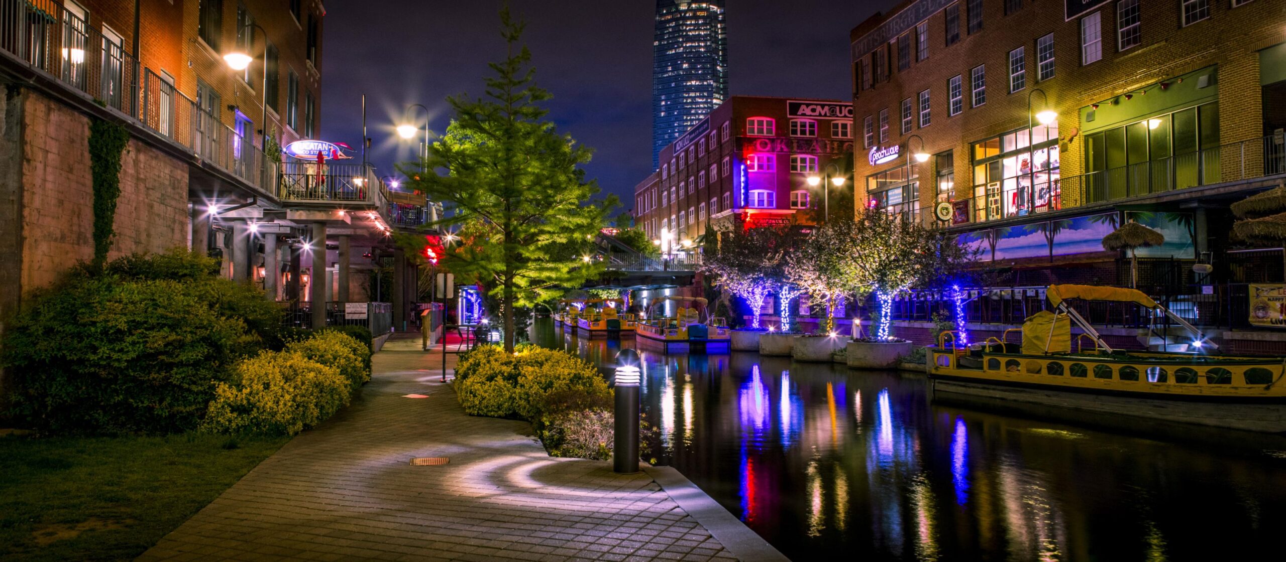 美国司法部本周起诉俄克拉荷马州，因其新出台的移民法律规定对非法进入该州的移民进行罚款和监禁