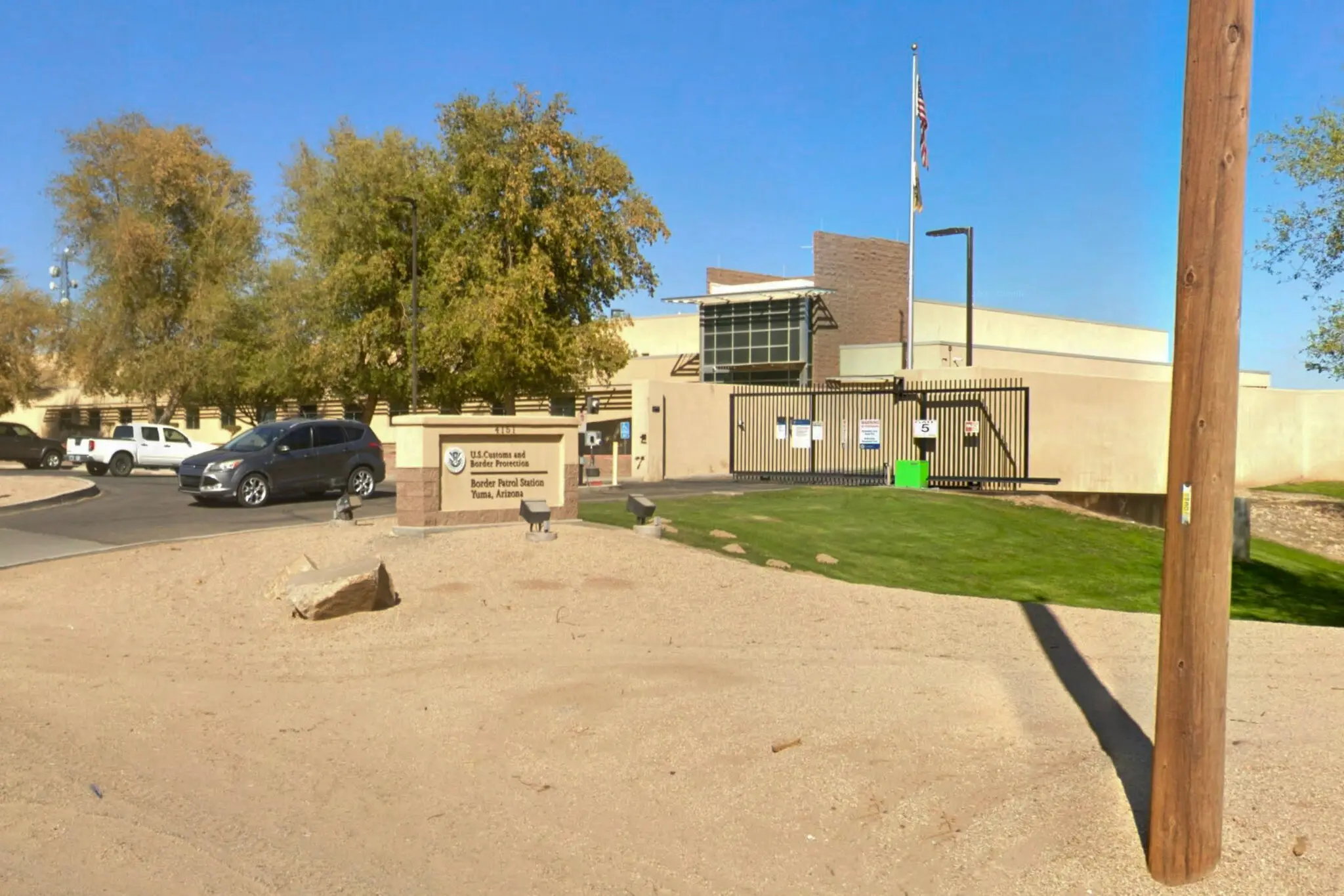 The-U.S.-Customs-and-Border-Protection-border-patrol-station-in-Yuma-Ariz.